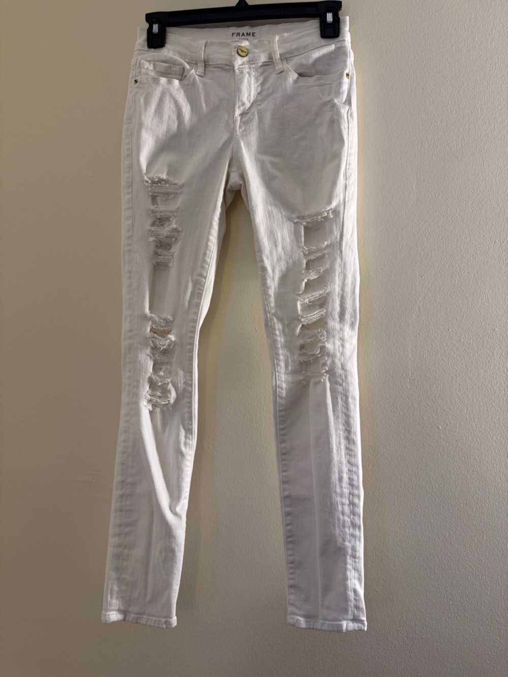 FRAME Blanc Distressed Le Skinny De Jean
